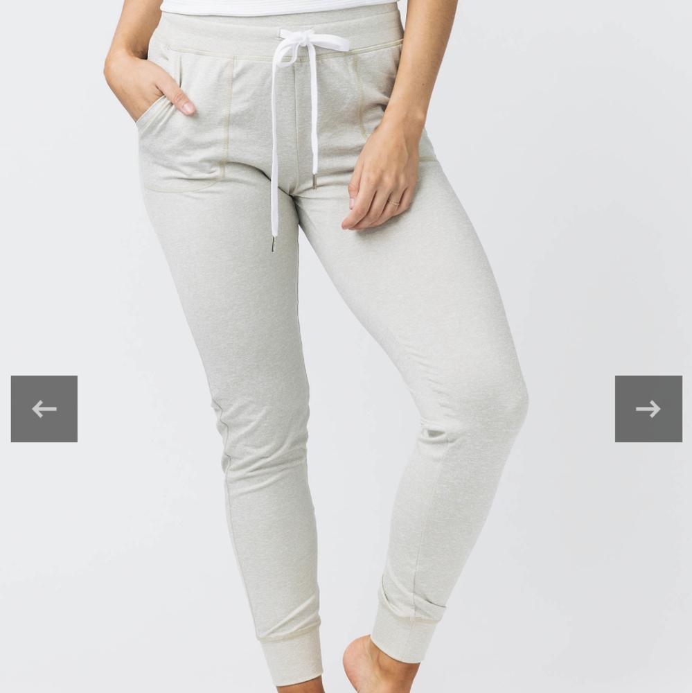 Zyia oatmeal cozy jogger L